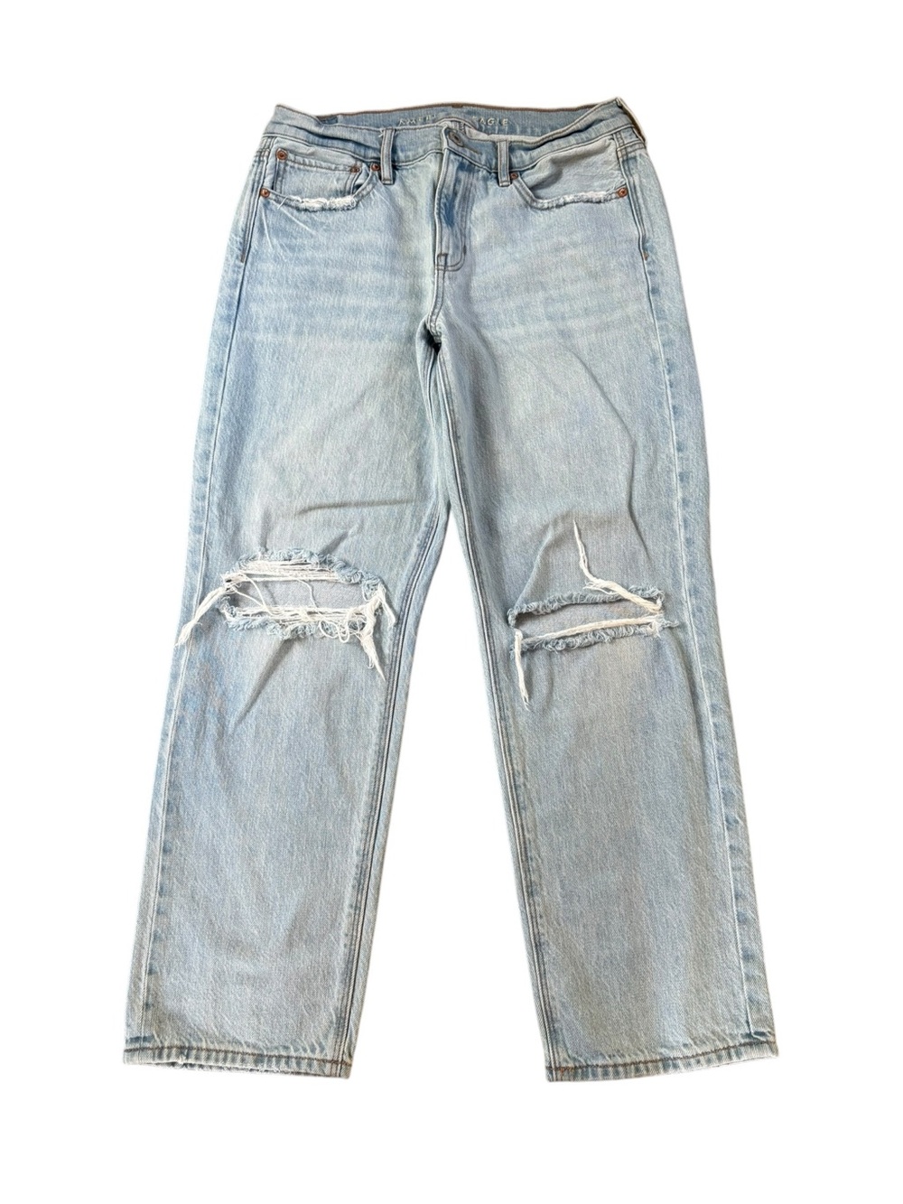 American Eagle 90’s Straight Distressed Jeans.  Size 10 Short